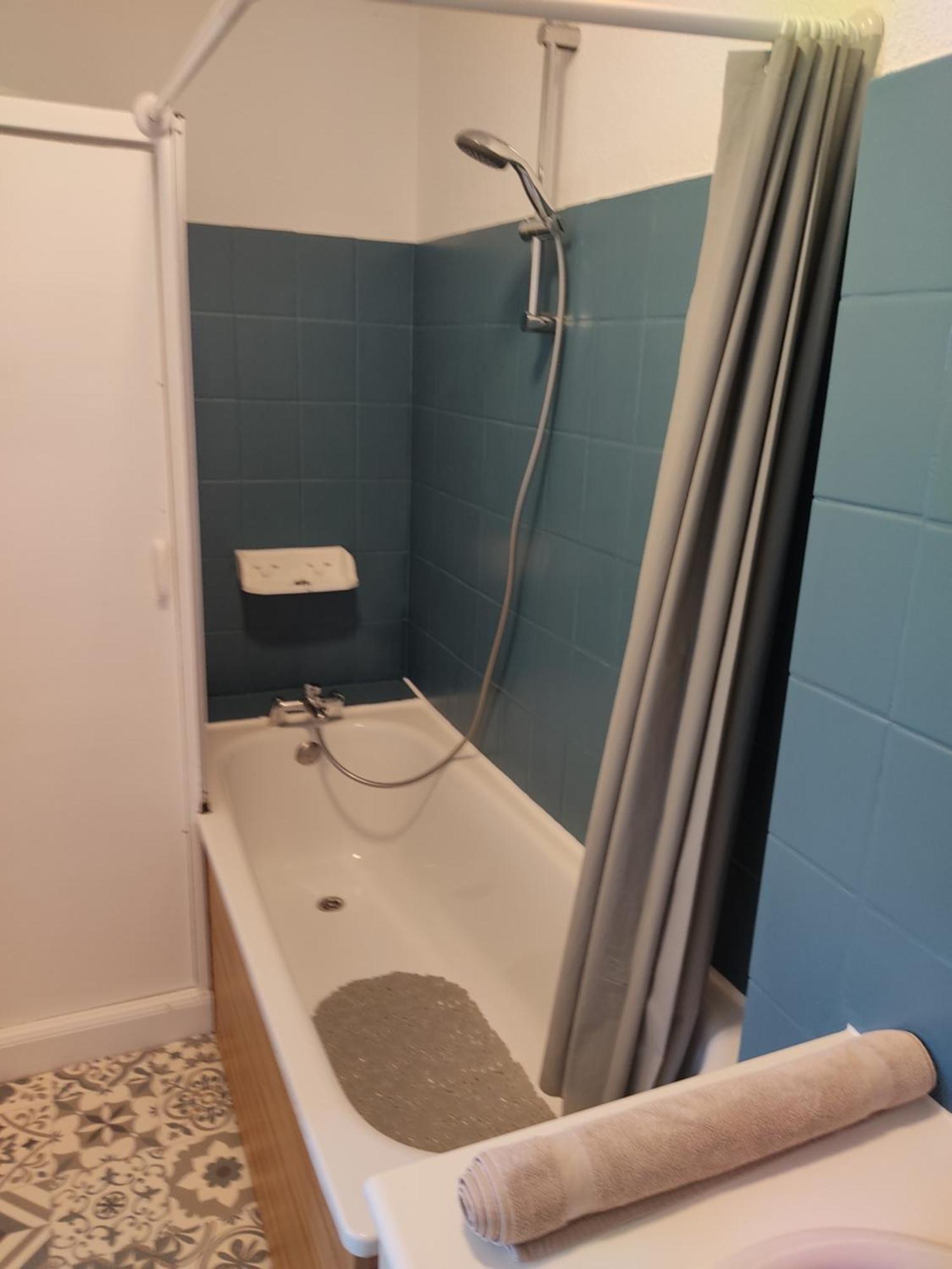 Apartment Becassine 50metres Plage,centre. *